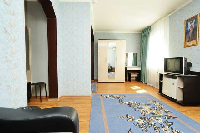 Отель Александровский Темрюк-70